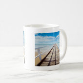 Blick vom Pier über Meer Kaffeetasse (VorderseiteRechts)