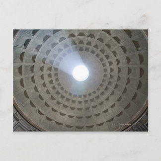 Blick von innen auf das Pantheon bis zur Kuppel Postkarte