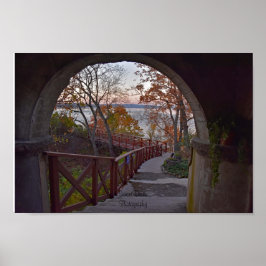 Blick von innen auf die Bannerman-Residenz Poster
