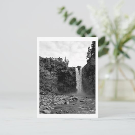 Blick von unten Wasserfall Postkarte (Stehend Vorderseite)