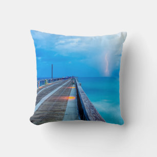 Blitze am Navarre Beach Pier Kissen