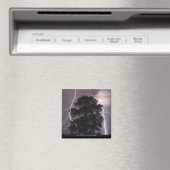 Blitze im Himmel hinter einem Baum Magnet (In Situ (Geschirrspüler))