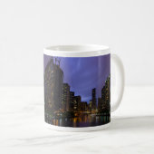 Blitze über der Kaffee-Tasse des Chicago River Kaffeetasse (VorderseiteRechts)