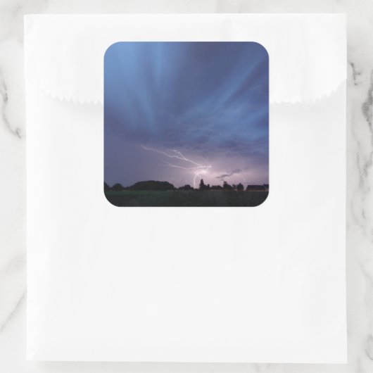 Blitzschlag während Gewitter Quadratischer Aufkleber (Tasche)
