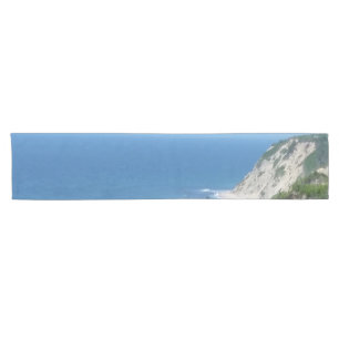 Block Island Bluffs - Block Island, Rhode Island Kurzer Tischläufer