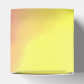 Blockchain: Abstrakt rosa, gelb, schwarz und weiß Geschenkschachtel (Oben)