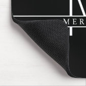 Blockeinsplit Monogramm, Personalisiert schwarz Mousepad (Ecke)
