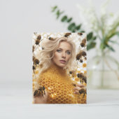 Blond Honey Bee Woman Postkarte (Stehend Vorderseite)