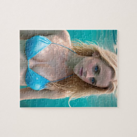 Blond in einem Bikini-Unterwasser-Foto Puzzle (Horizontal)