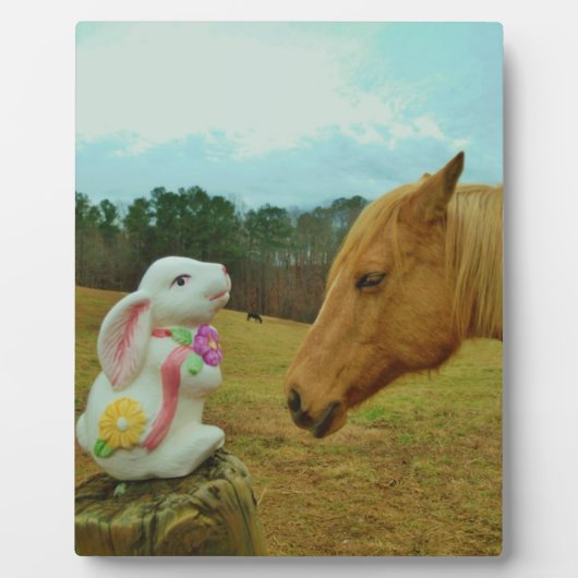 Blond Yellow horse & Easter Bunny Fotoplatte (Vorderseite)