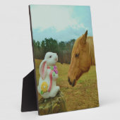 Blond Yellow horse & Easter Bunny Fotoplatte (Seite)