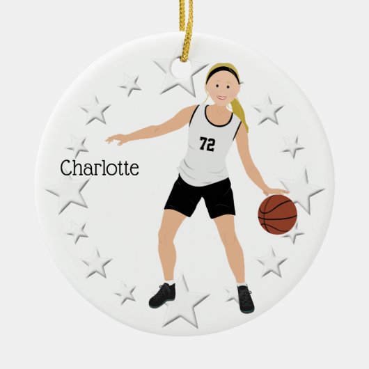 Blonde Basketball Girl in Schwarz und Weiß Keramik Ornament (Vorne)