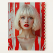 Blonde bob hair woman cinematic portrait Planer (Rückseite)