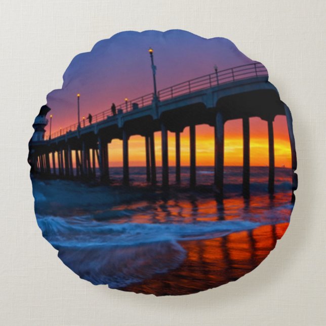 Blonde & Broke - HB Peer Sunset Pillow Rundes Kissen (Vorderseite)