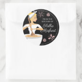 Blonde Frauenbäckerei aus der Küche Runder Aufkleber (Tasche)