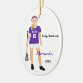 Blonde Lacrosse Player, Lila und weiß Keramik Ornament (Links)