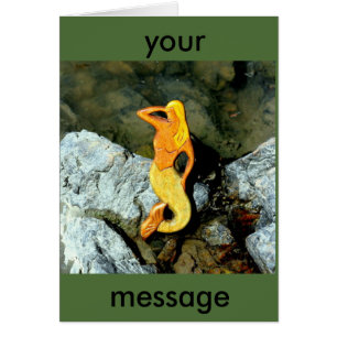 blonde Meerjungfrau seewärts