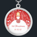 Blonde Red Musical Wedding 1st Christmas Necklace Versilberte Kette<br><div class="desc">Keepake Necklaces Wählen Sie entweder Silver Plated Gold Finish oder Sterling Silver Unique Personalisiert Custom !st Christmas Gift Wedding Party Necklaces - um die Hintergrundfarbe zu ändern - klicken Sie auf Anpassen - wählen Sie das letzte Tool aus dem Drop-Down-Menü und wählen Sie aus einer der angezeigten Farben oder geben...</div>