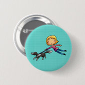 Blondes Frau Hundegehen Button (Vorne & Hinten)