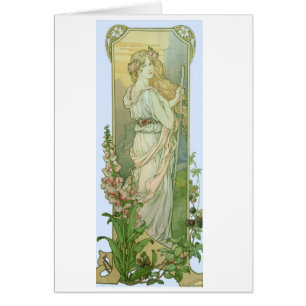 Blondes Mädchen mit Blumen in ihrem Haar