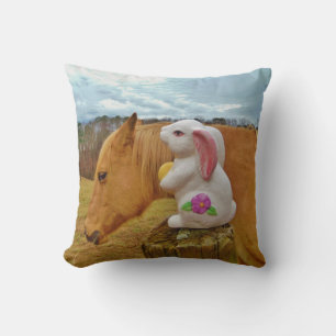 Blondes Pferd & Osterfrühlingsblumen-Hase Kissen