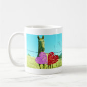 Blondes Pferd und rosa und rote Herzen Kaffeetasse (Links)