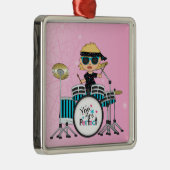 Blondes Schlagzeuger-Mädchen mit Sternen auf Rosa Silbernes Ornament (Rechts)