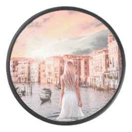 Blondie im romantischen Venedig Eishockey Puck