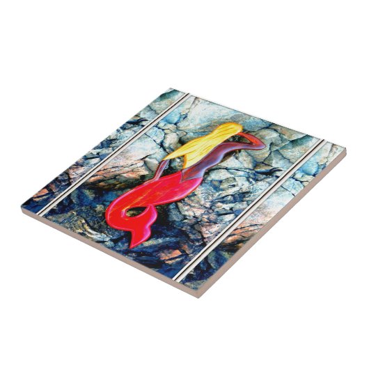 Blondine in rot fliese (Seite)