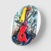 Blondine in rot runde wanduhr (Winkel)