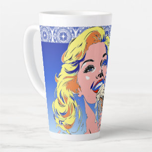 Blondine isst Eis im farbenfrohen Pop-Art-Stil der Milchtasse