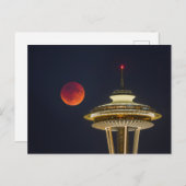Blood Moon | Seattle Space Needle Postkarte (Vorne/Hinten)