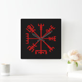 Blood Red Vegvísir (Viking Compass) Quadratische Wanduhr (Zuhause)