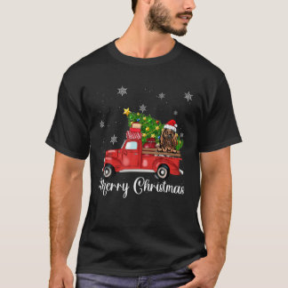 Bloodhound Dog Riding Red Truck Weihnachten T-Shirt