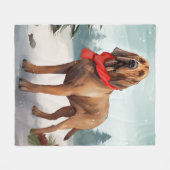 Bloodhound Hund im Schnee Weihnachten Fleecedecke (Vorderseite (Horizontal))