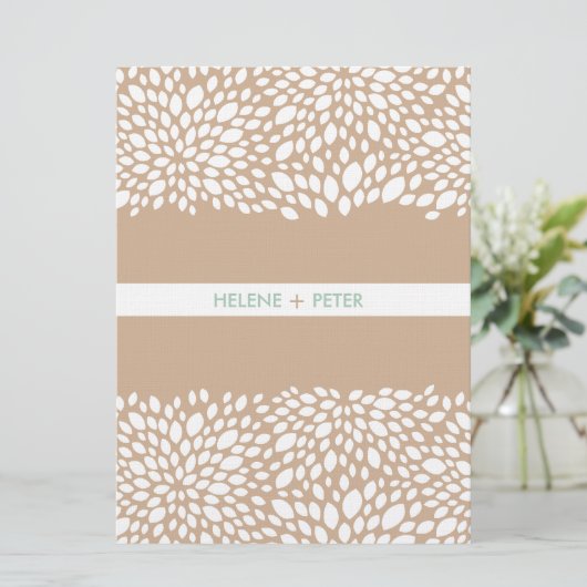 Bloom Customizable Wedding Program in Cashmere Programm (Stehend Vorderseite)