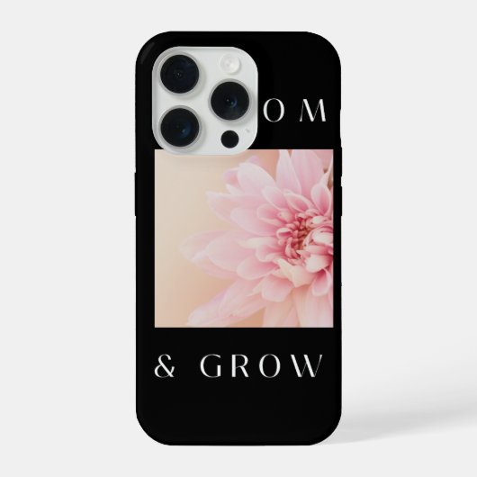 Bloom & Grow Soft Pink Floral Ästhetik iPhone 15  Hülle (Rückseite)