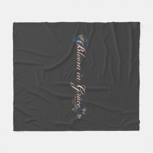 Bloom in Grace Fleecedecke (Vorderseite (Horizontal))