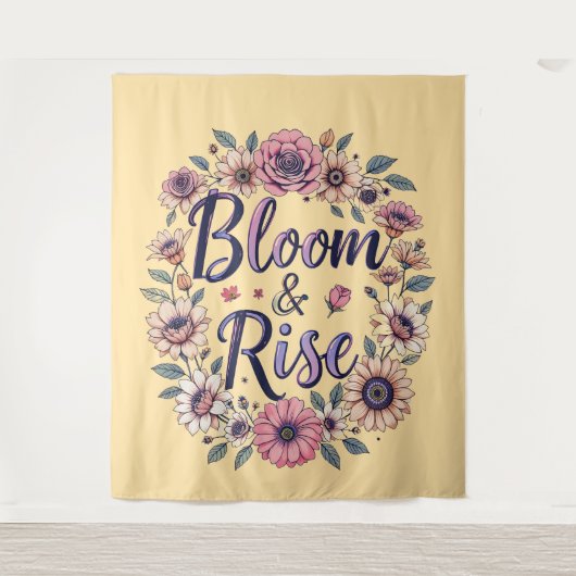 Bloom & Rise florale Typografie Wandteppiche (Vorderseite)