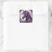 "Blooming Dreams: The Lila Floral Fantasy Horses" Quadratischer Aufkleber (Tasche)