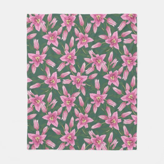 Blooming Lilies in Deep Green Fleece Blanket (Vorderseite)
