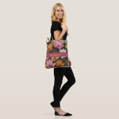 Blooming Lotus Water Lilies on Charcoal Black Tasche (Am Model)