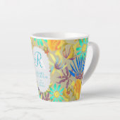 Blooming Mystical Floral Monogram Grey Latte Mug Milchtasse (Rechte Ecke)