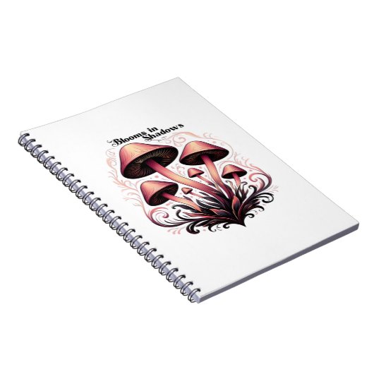 Blooms Shadows - Whimsigoth Mushroom Art Pasta mac Notizblock (Rechte Seite)