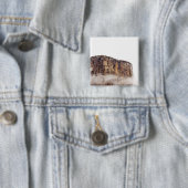 Bloße Klippe, die über Wolken steigt Button (Beispiel)