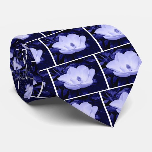Blossom Magnolia Blume Krawatte (Gerollt)