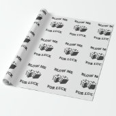 BLOW ME FÜR LUCK GESCHENKPAPIER (Ungerollt)