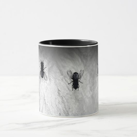 Blowflies auf der Wand (Schiefer-Grau) Tasse (Zentrum)
