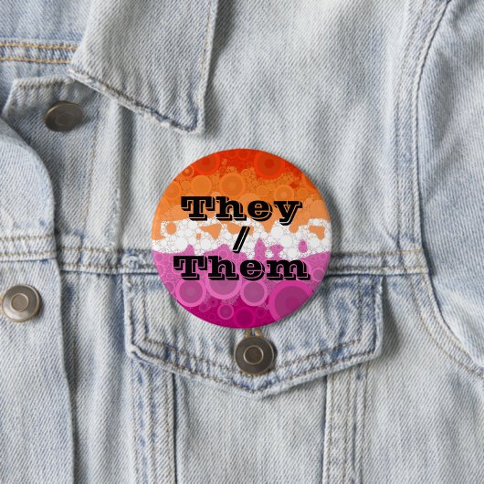 Blubbly Customizable Pronoun Lesbian Prix Flag Button (Beispiel)