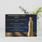 Blue 30. Geburtstag Party Schach King Einladung (Stehend Vorderseite)